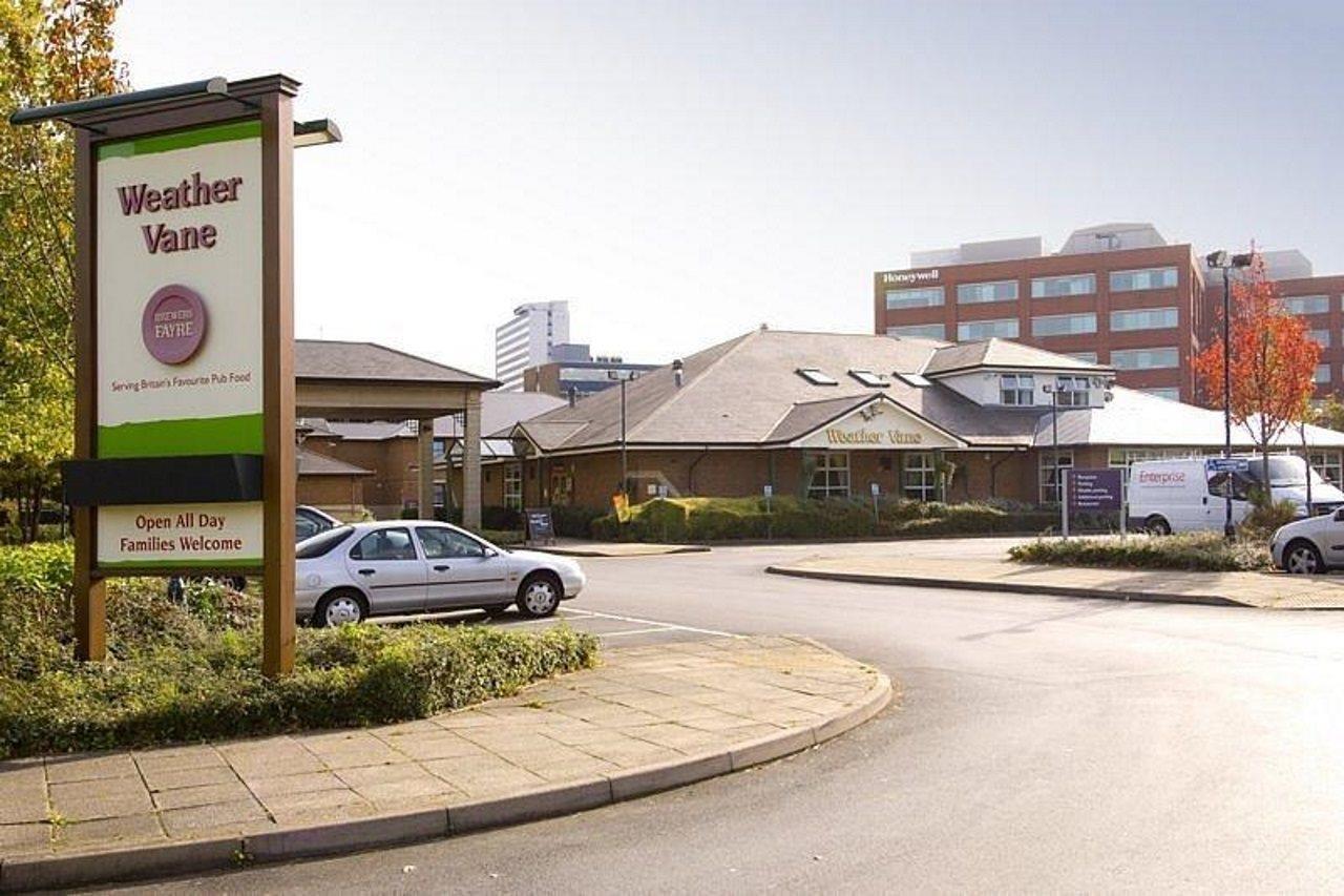 Premier Inn Bracknell Central Ngoại thất bức ảnh